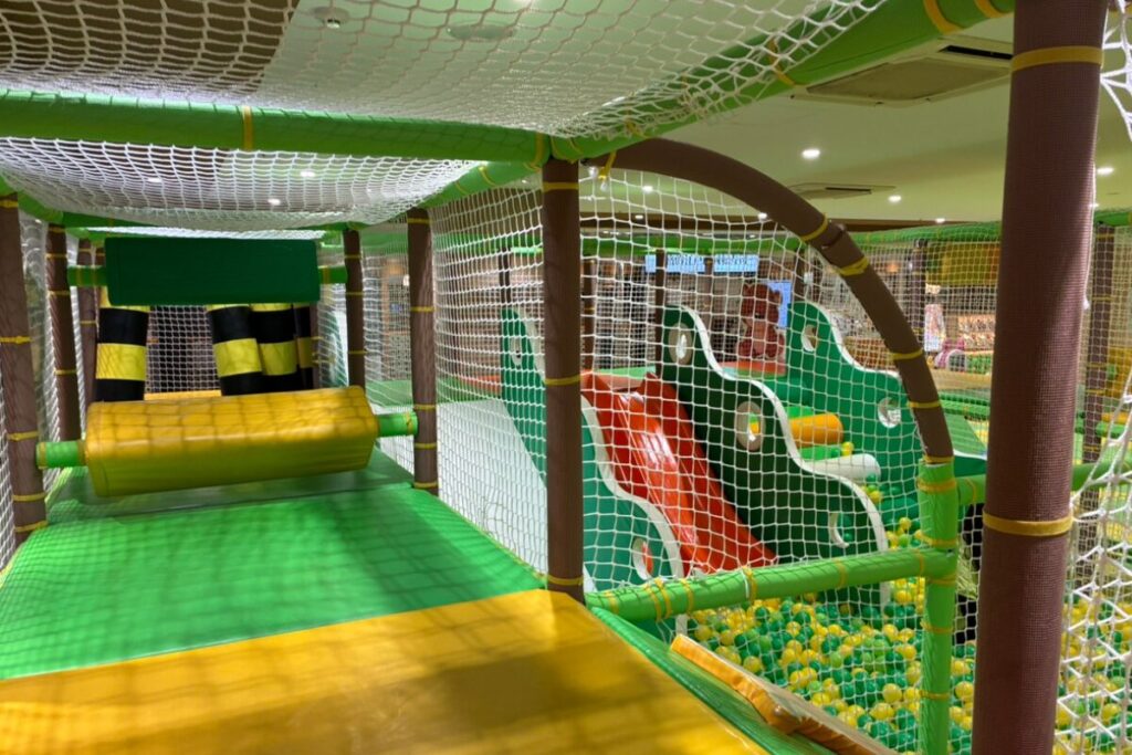 ザキッズ・ノースポートモール店|アスレチック2